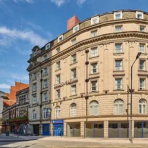 2* Hotel Discovery -